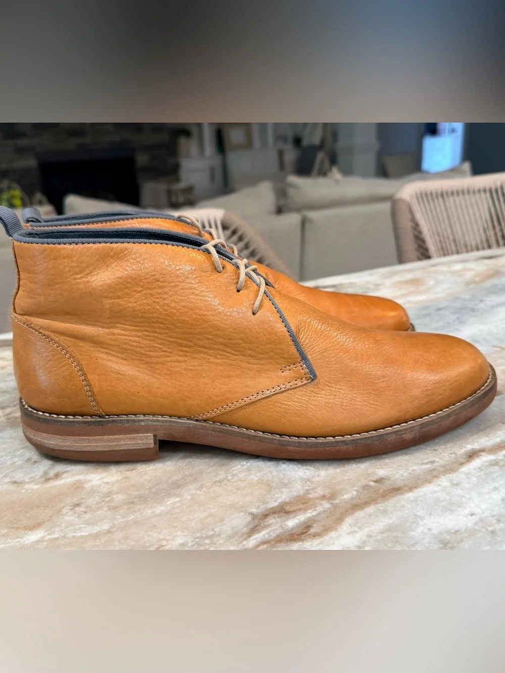 Mens JOHNSTON & MURPHY Brown leather lace up chukka boots- Size 10.5